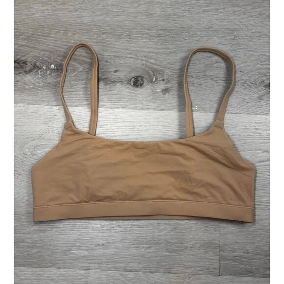 SKIMS Scoop Bralette - Picture 2 of 4